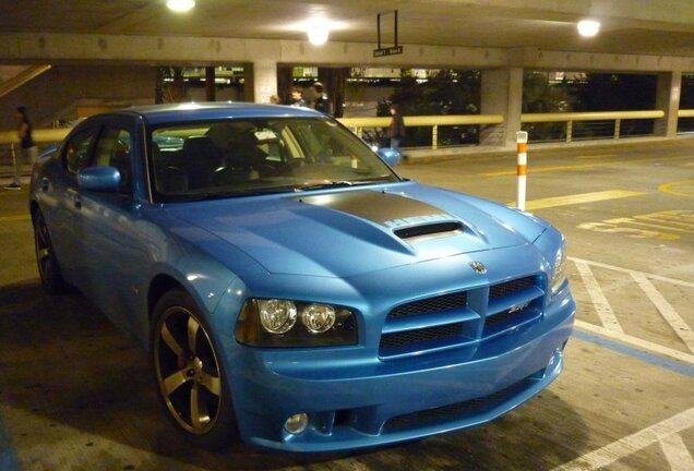 Dodge Charger SRT-8 Super Bee