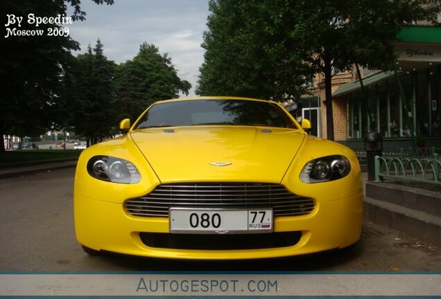 Aston Martin V8 Vantage