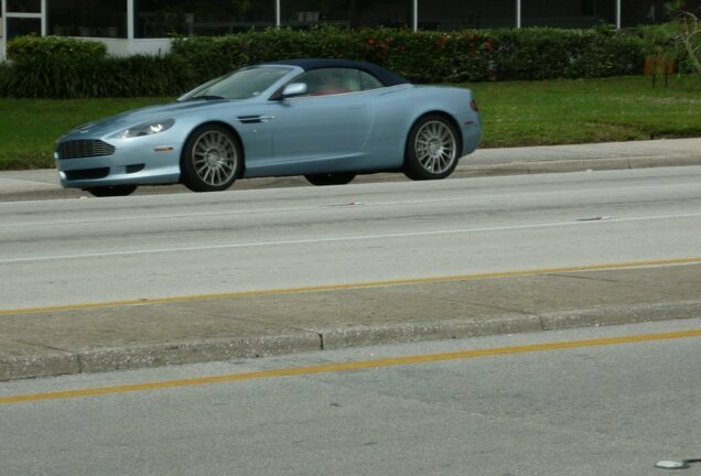 Aston Martin DB9 Volante