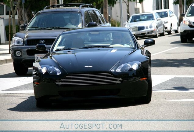 Aston Martin V8 Vantage