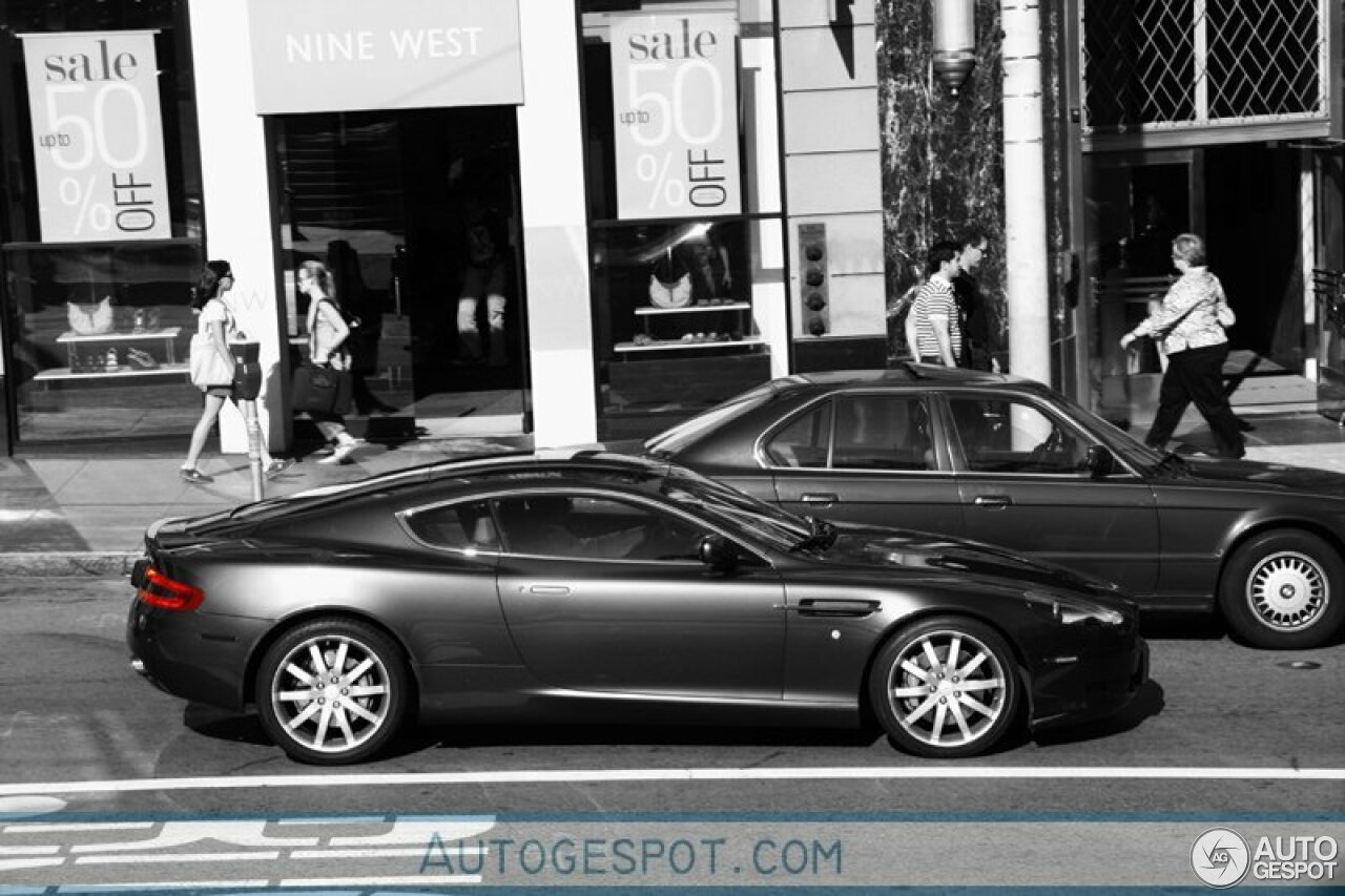 Aston Martin DB9