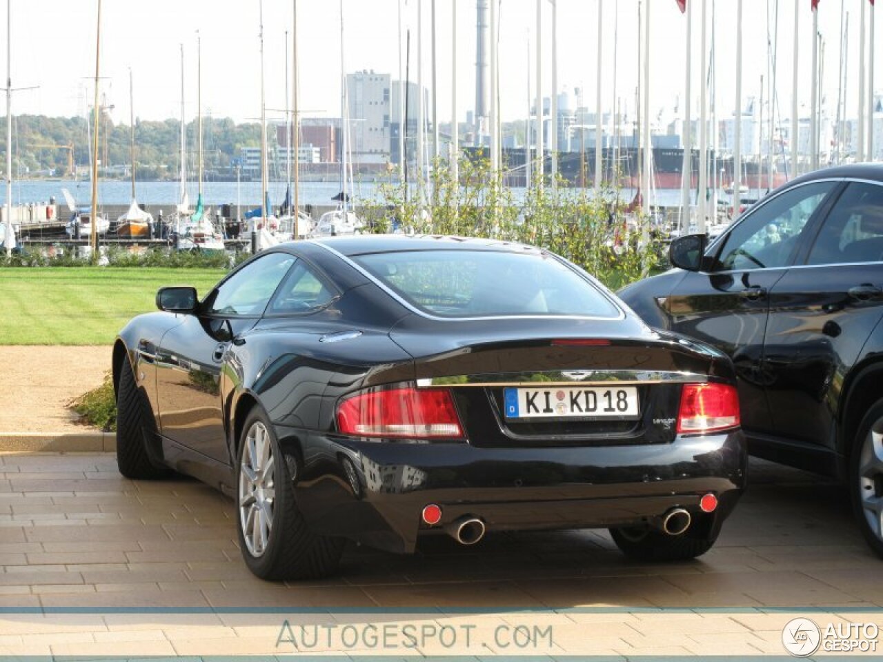 Aston Martin Vanquish S