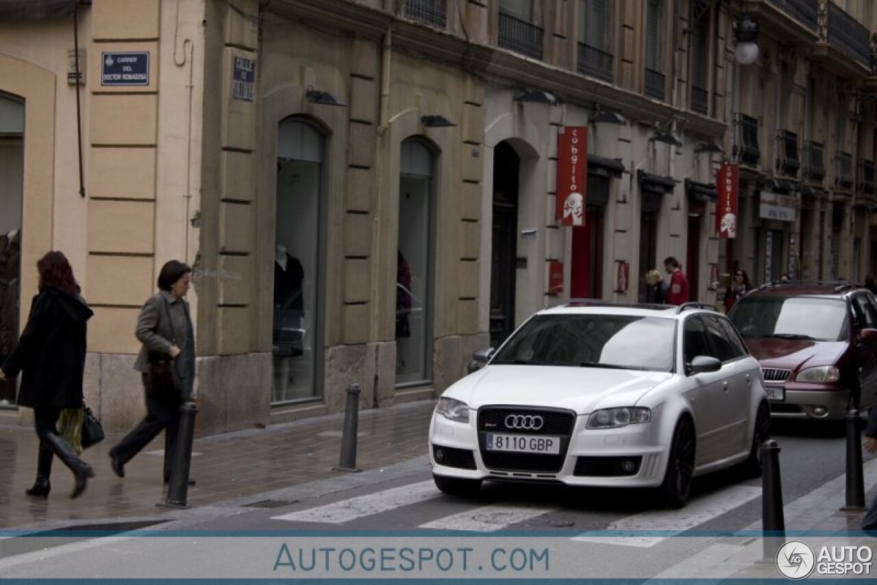 Audi RS4 Avant B7