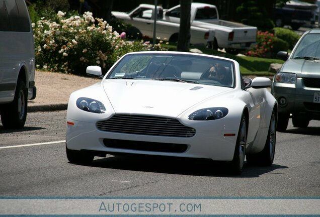 Aston Martin V8 Vantage Roadster