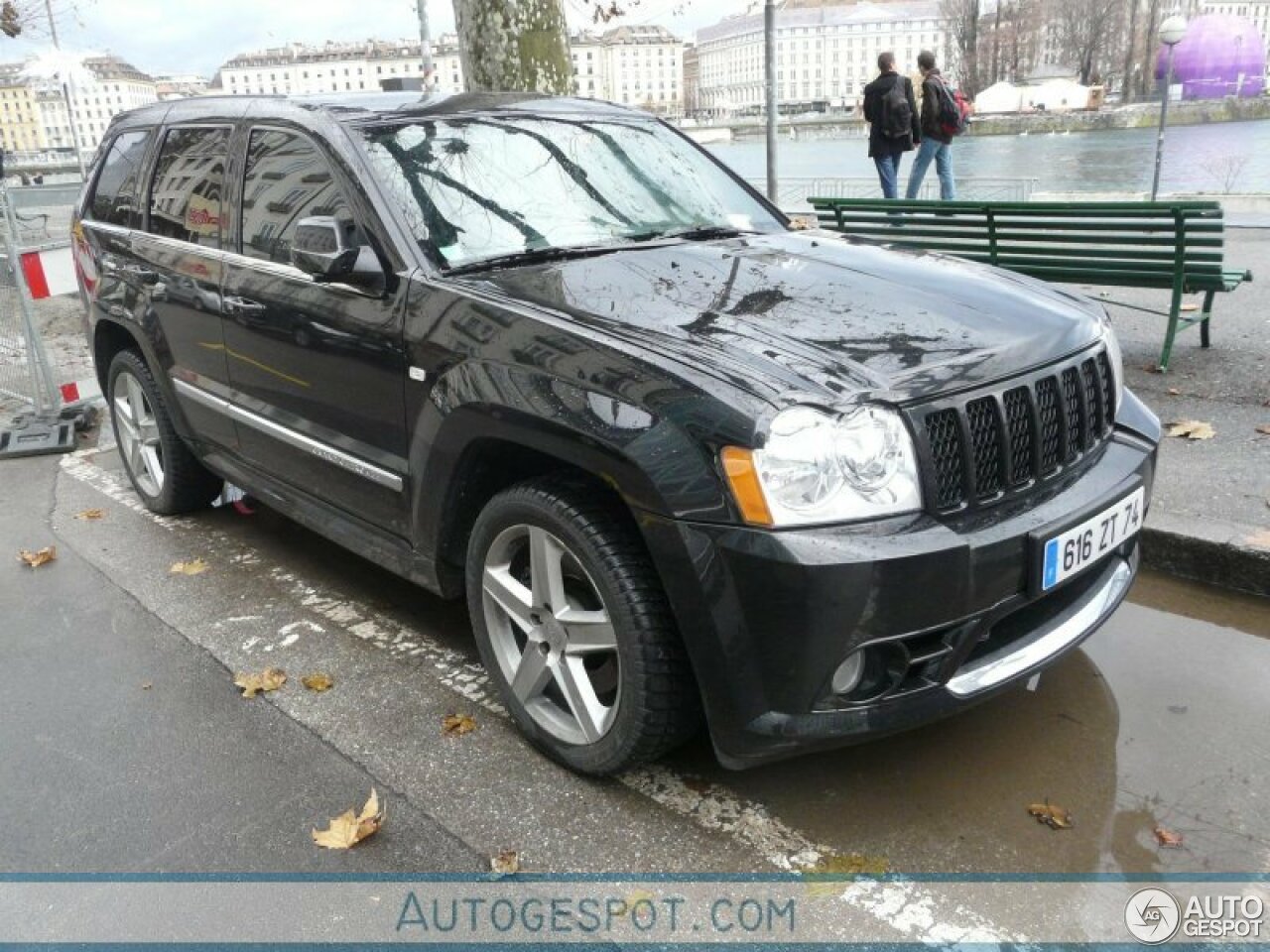 Jeep Grand Cherokee SRT-8 2005