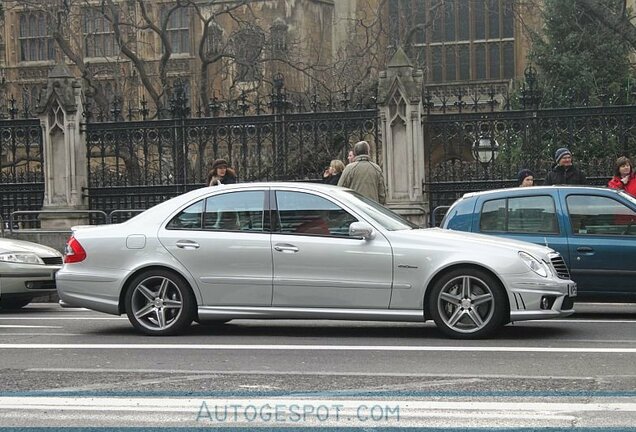 Mercedes-Benz E 63 AMG