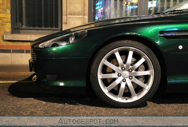 Aston Martin DB9 Volante