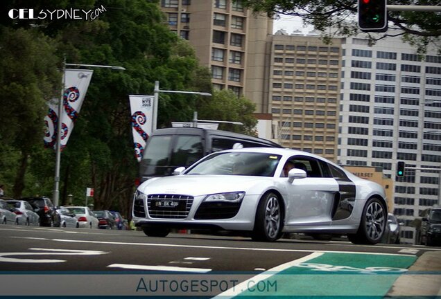 Audi R8 V10