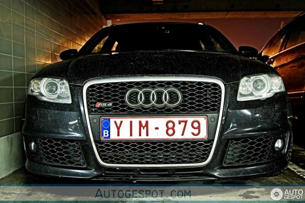 Audi RS4 Avant B7