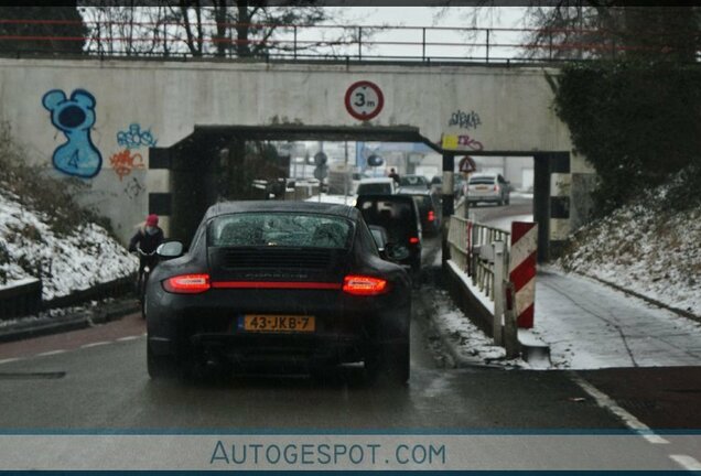 Porsche 997 Carrera 4S MkII Pon Edition