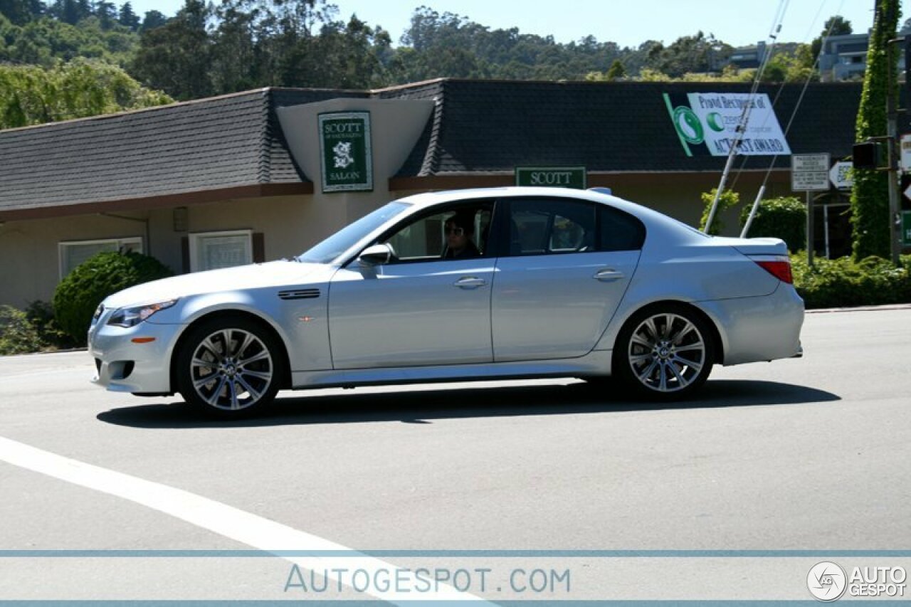 BMW M5 E60 2005