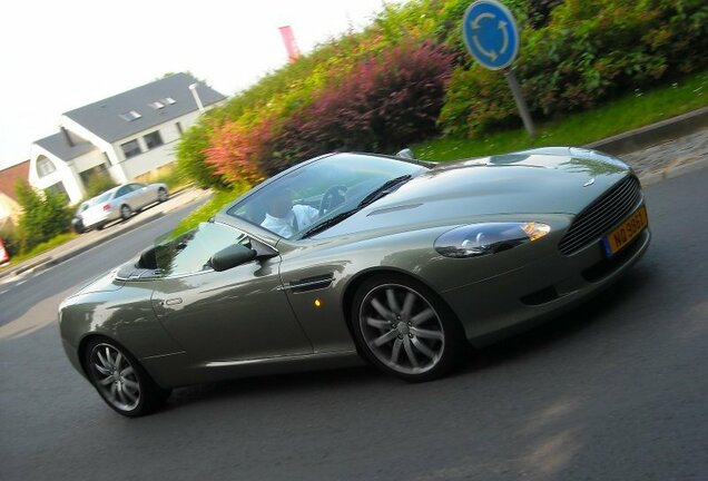 Aston Martin DB9 Volante