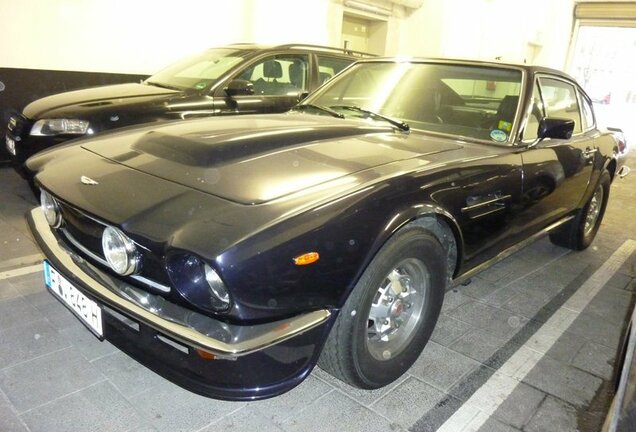 Aston Martin V8 Vantage 1977-1989