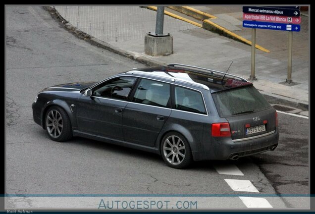 Audi RS6 Avant C5