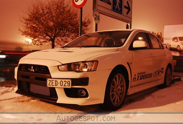 Mitsubishi Lancer Evolution X