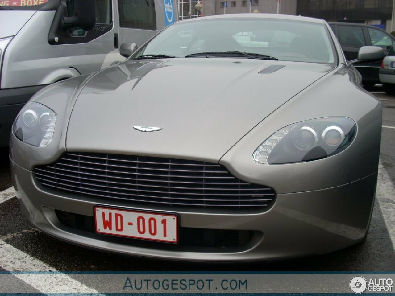 Aston Martin V8 Vantage