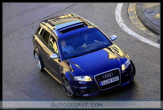 Audi RS4 Avant B7