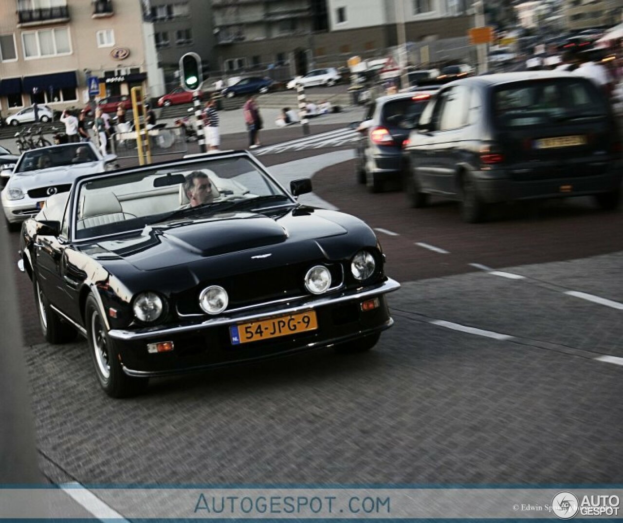 Aston Martin V8 Volante 1978-1990