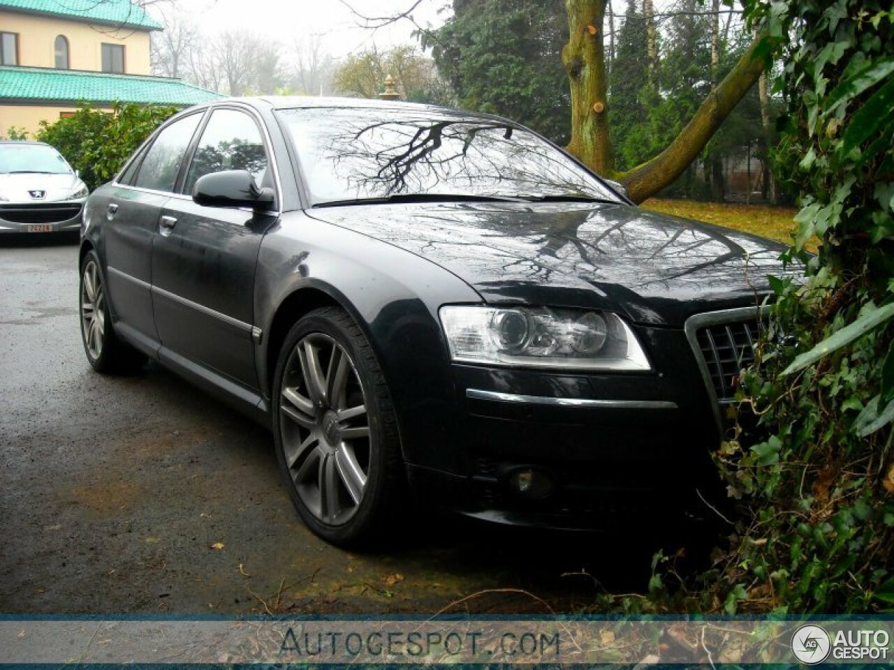 Audi S8 D3