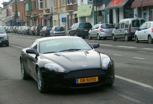 Aston Martin DB9