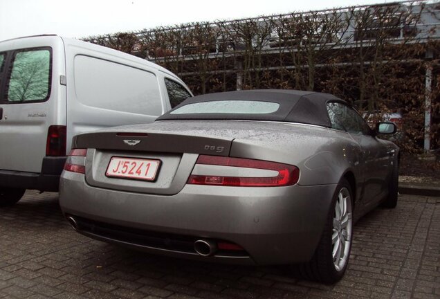 Aston Martin DB9 Volante