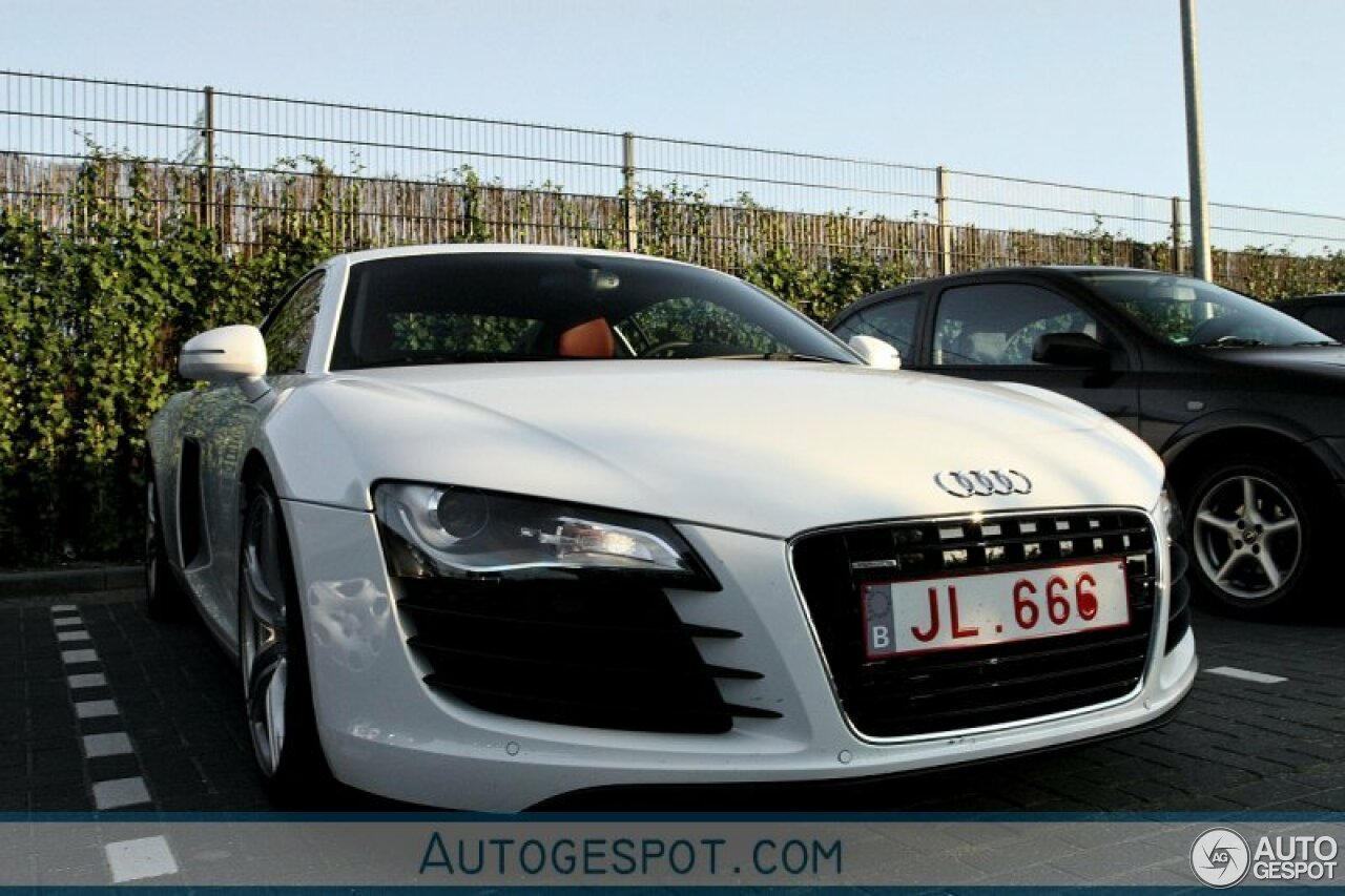 Audi R8