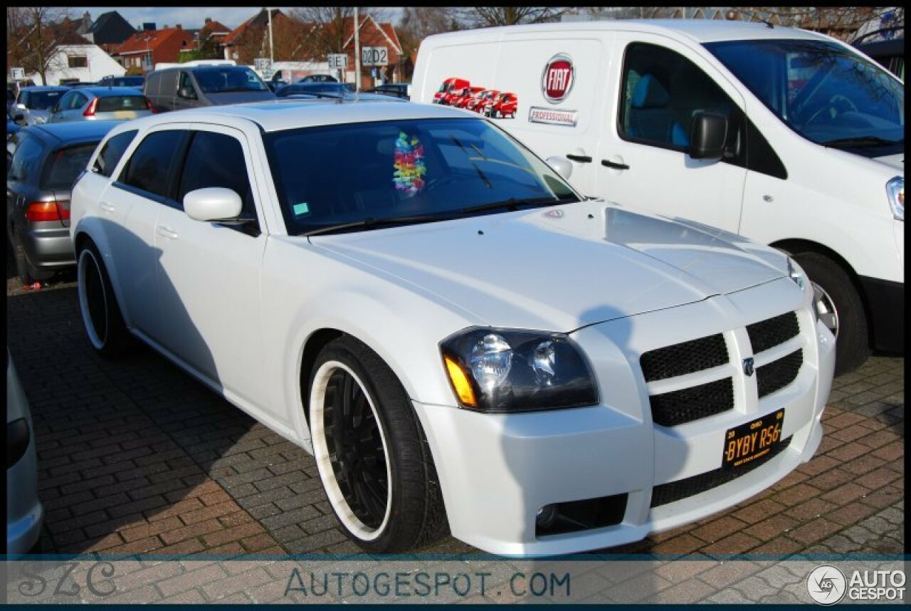 Dodge Magnum SRT-8