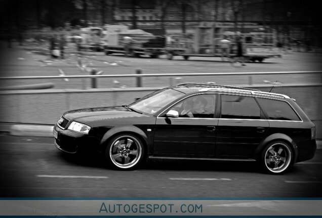 Audi RS6 Avant C5