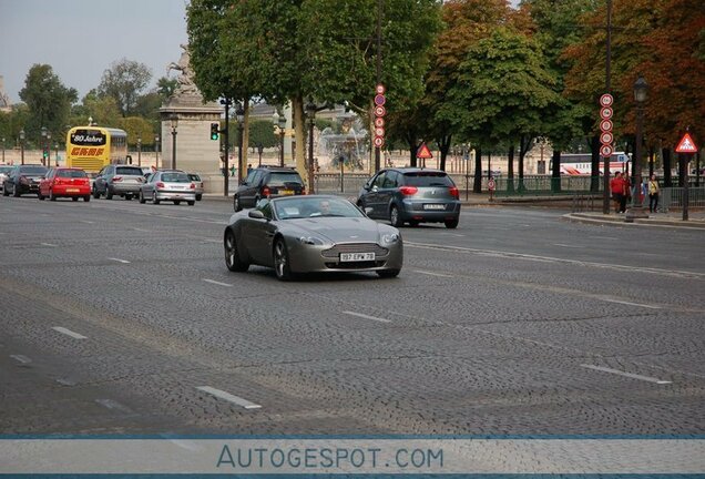 Aston Martin V8 Vantage Roadster