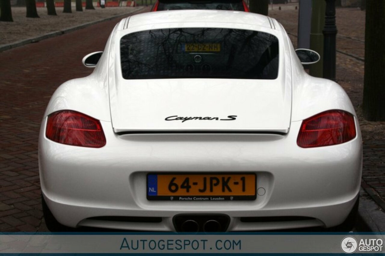 Porsche 987 Cayman S