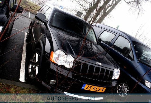 Jeep Grand Cherokee SRT-8 2005