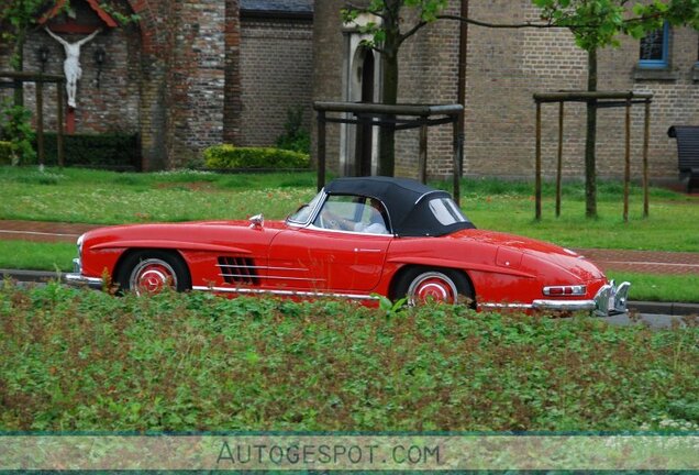 Mercedes-Benz 300SL Roadster