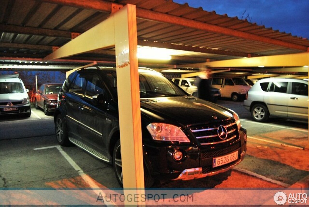 Mercedes-Benz ML 63 AMG W164 2009