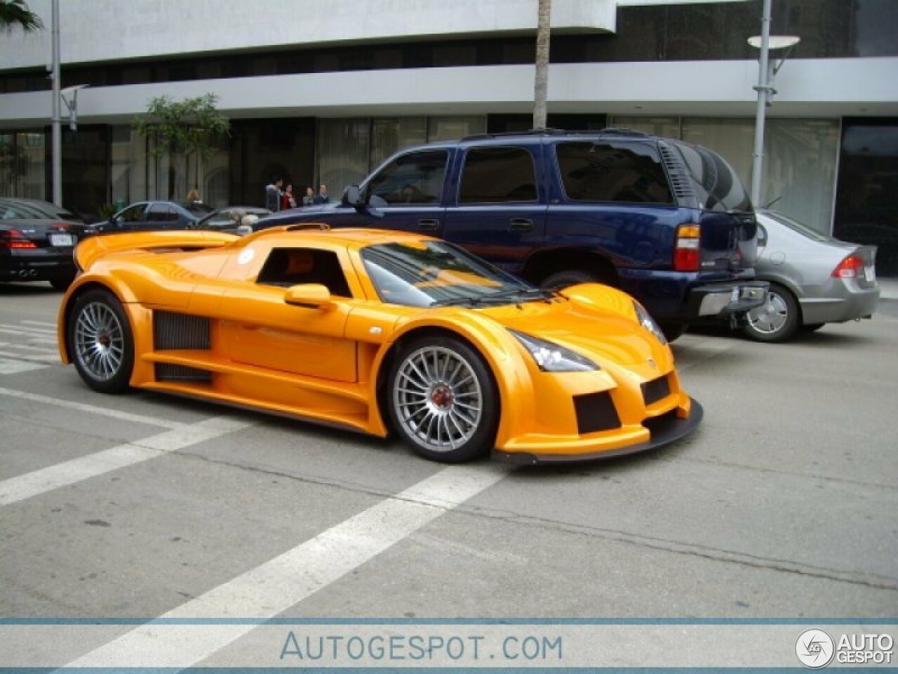 Gumpert Apollo