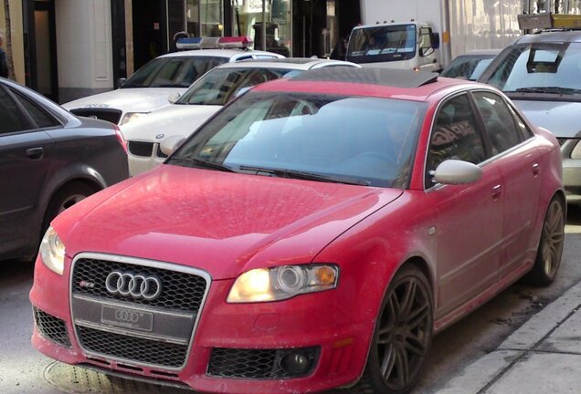 Audi RS4 Sedan