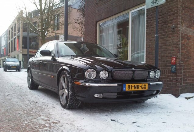 Jaguar XJR