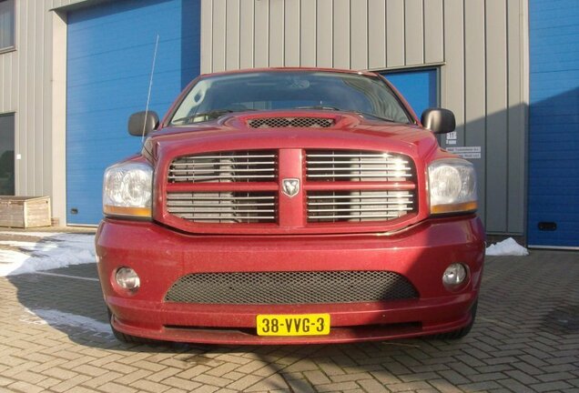 Dodge RAM SRT-10 Quad-Cab