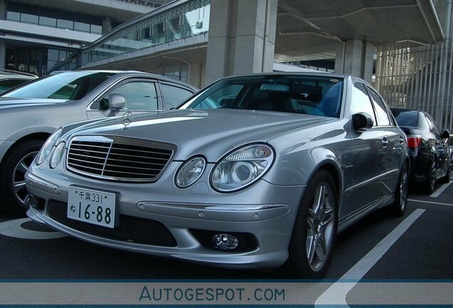 Mercedes-Benz E 55 AMG