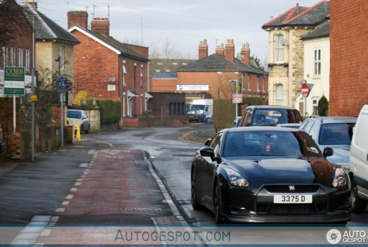 Nissan GT-R