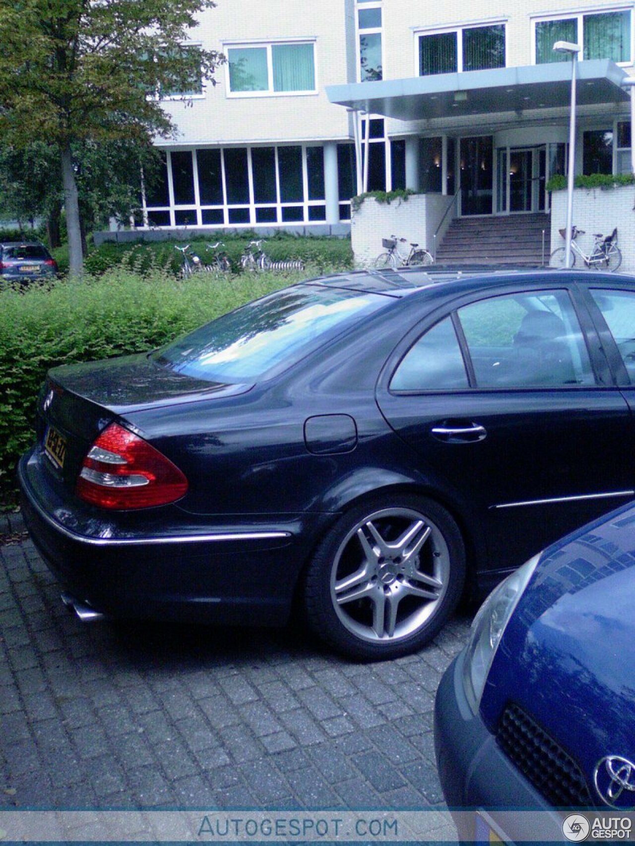 Mercedes-Benz E 55 AMG