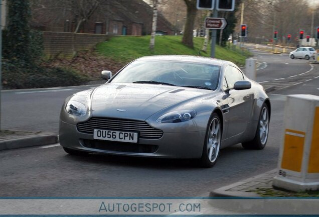 Aston Martin V8 Vantage