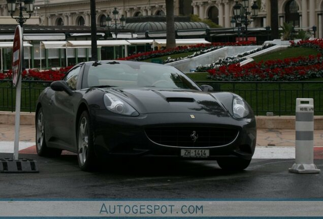 Ferrari California