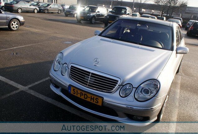 Mercedes-Benz E 55 AMG