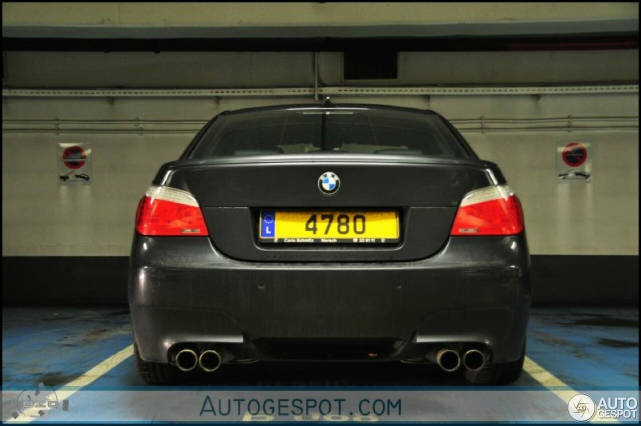 BMW M5 E60 2005