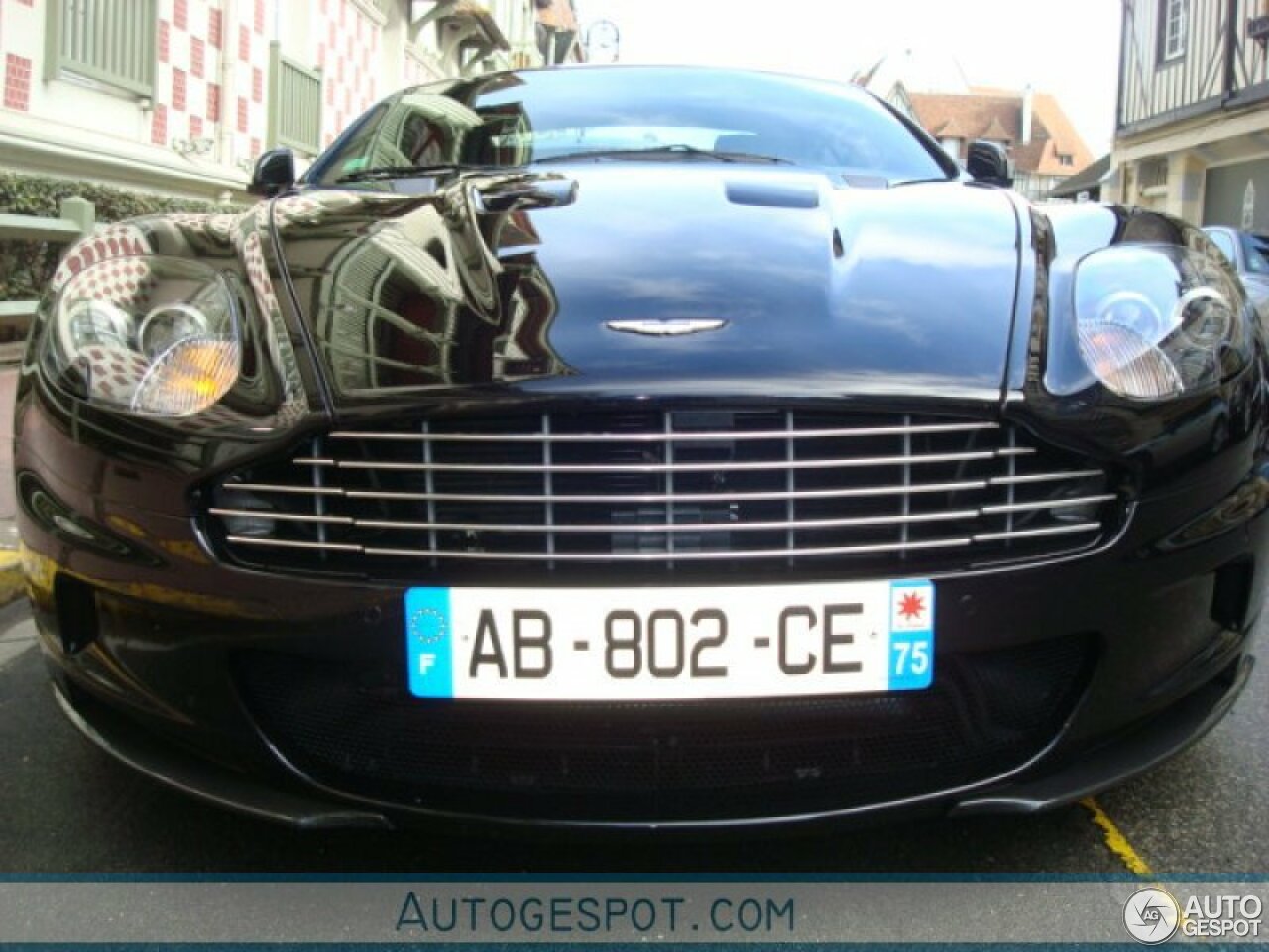 Aston Martin DBS