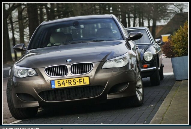 BMW M5 E60 2005