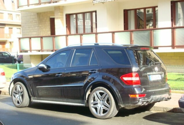 Mercedes-Benz ML 63 AMG W164 2009