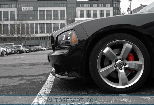 Dodge Charger SRT-8