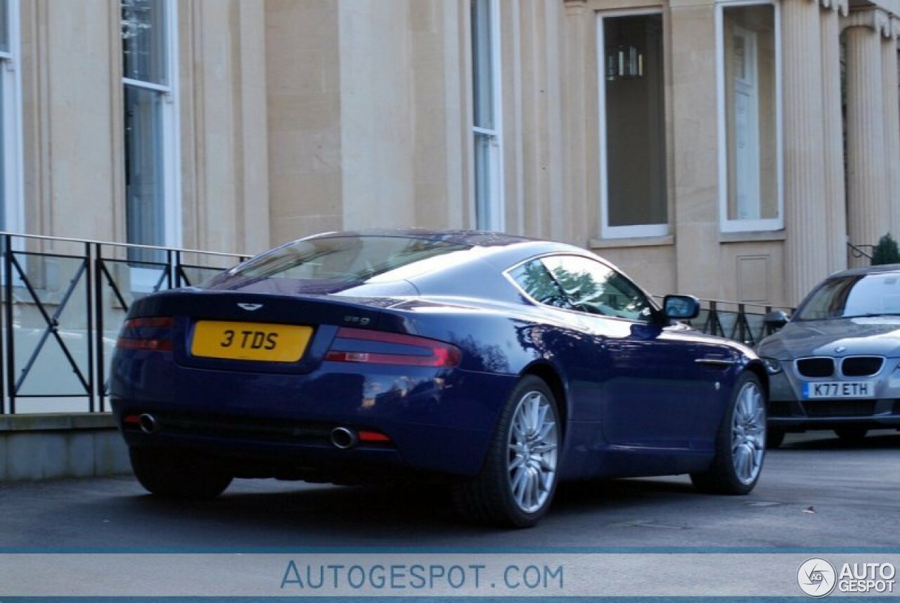 Aston Martin DB9