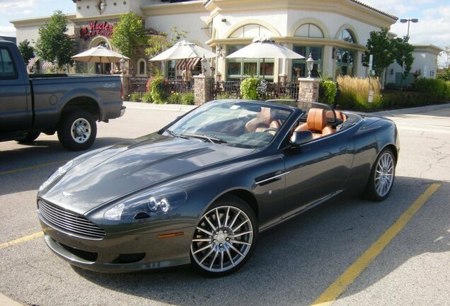 Aston Martin DB9 Volante